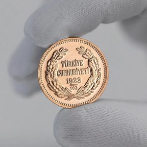 Ata 2‚5´luk 102. Yıl Yeni Tarihli